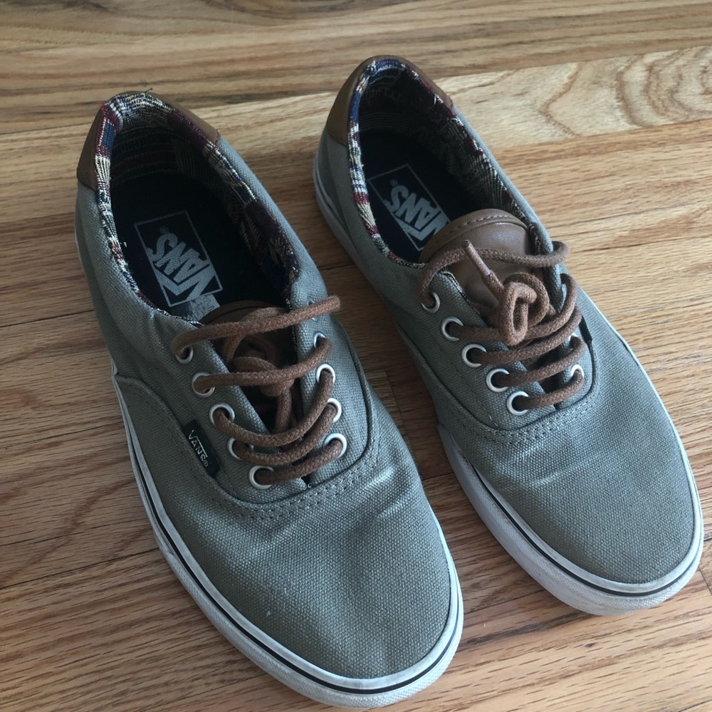 Almost perfect brown Vans